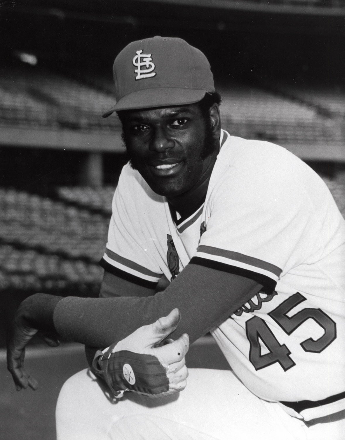 Bob Gibson becomes the second pitcher to record 3,000 strikeouts